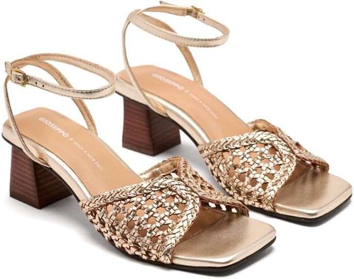sandalias mujer, sandalias doradas, sandalias verano, sandalias mujer, blog de moda, blog de moda español, zapatos made in spain